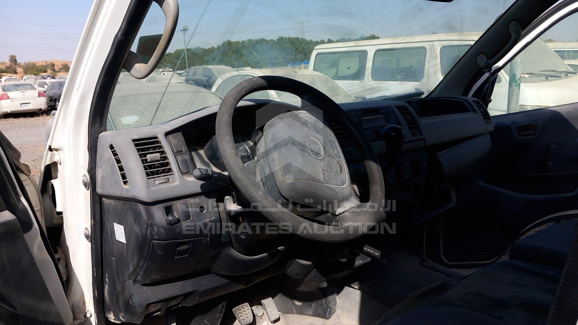 2010 TOYOTA HIACE VIN: JTFHX02P5A0048417