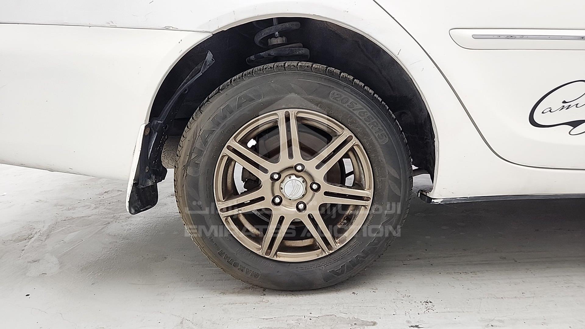 2004 TOYOTA CAMRY VIN: 6T1BE33KX4X467674