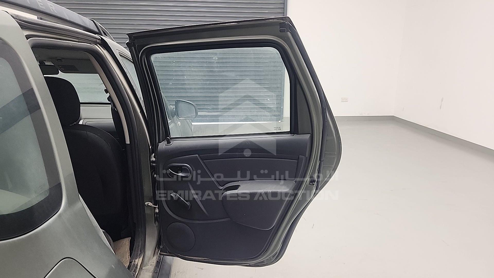 2015 RENAULT DUSTER VIN: VF1HSRCA7FA520039