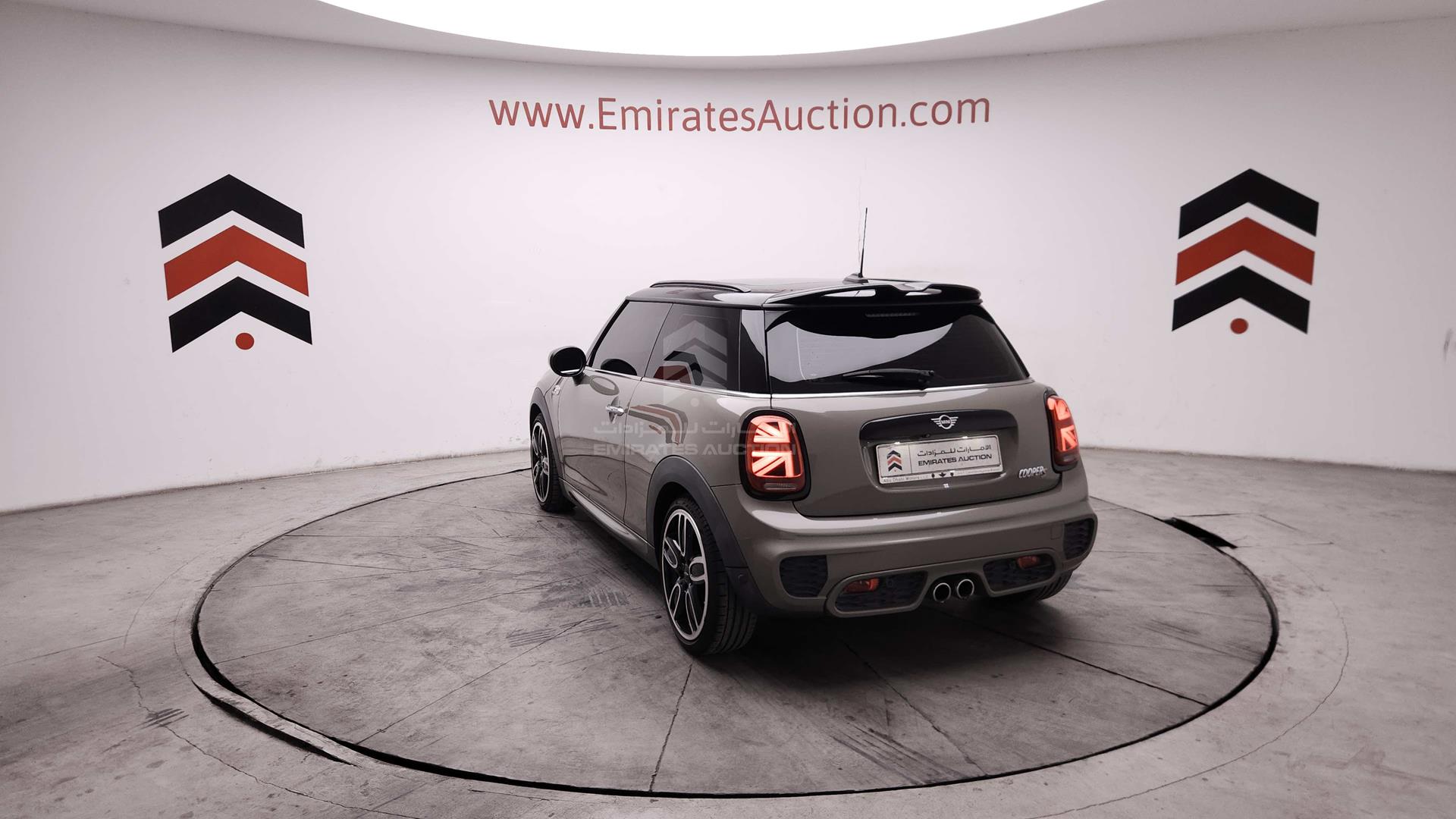 2021 MINI COOPER S VIN: WMWXR5A00M2N03907