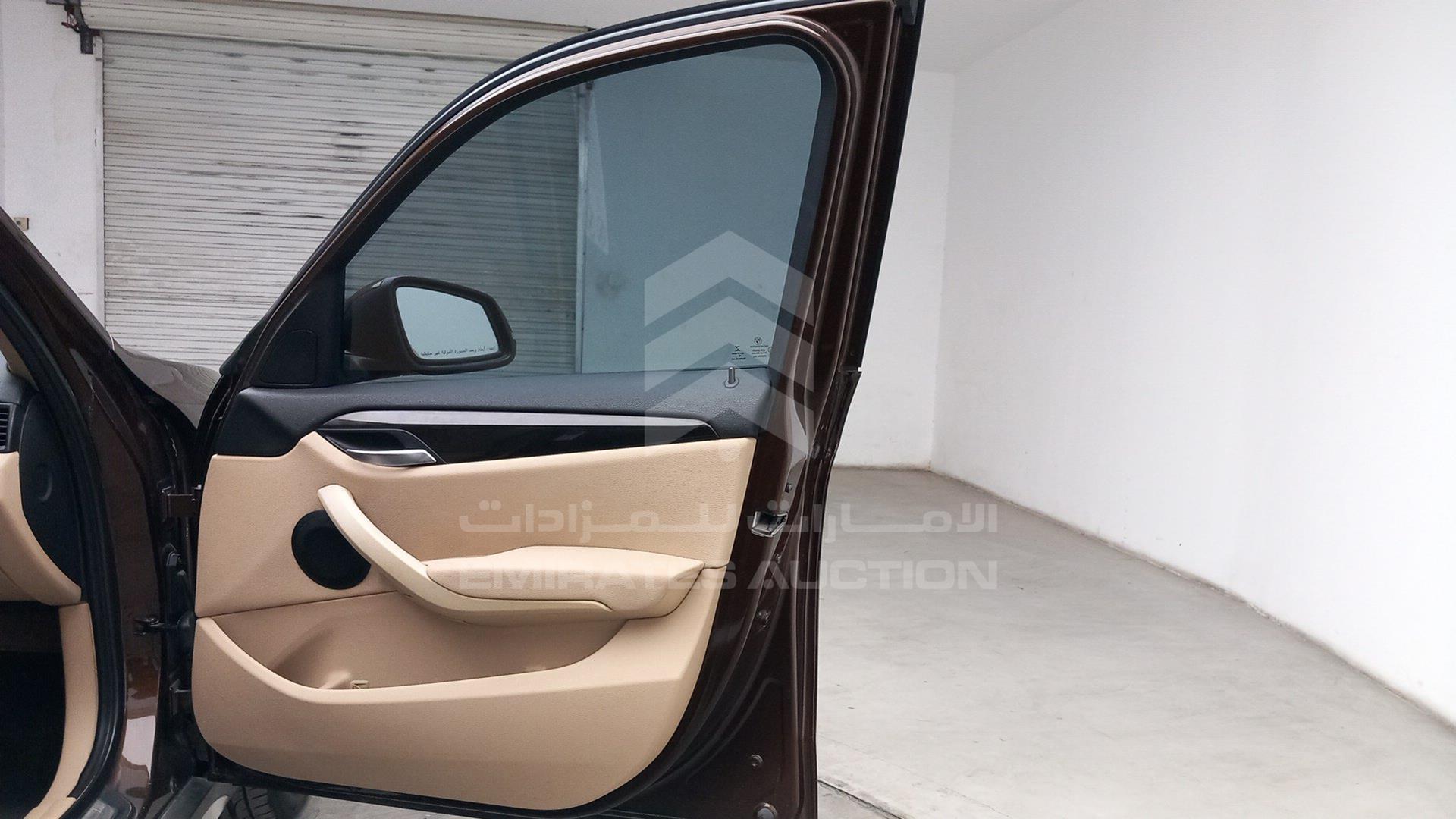 2014 BMW X1 VIN: WBAVL3105EVS48393