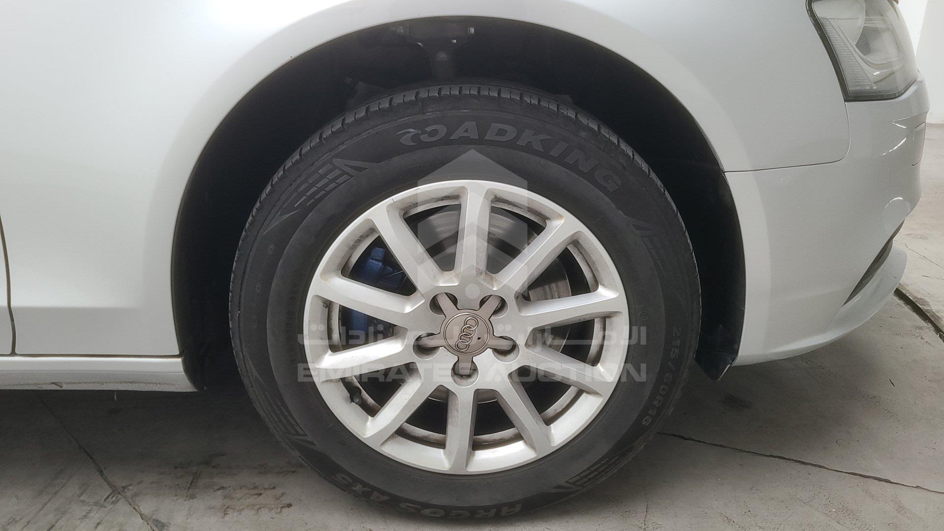 WAUACCFL6FA005492 - 2015 Audi A4 - #460408