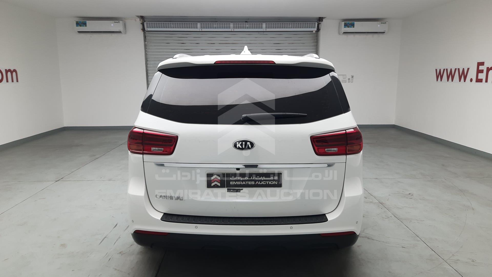 2019 KIA CARNIVAL VIN: KNHMF37ABKS490799