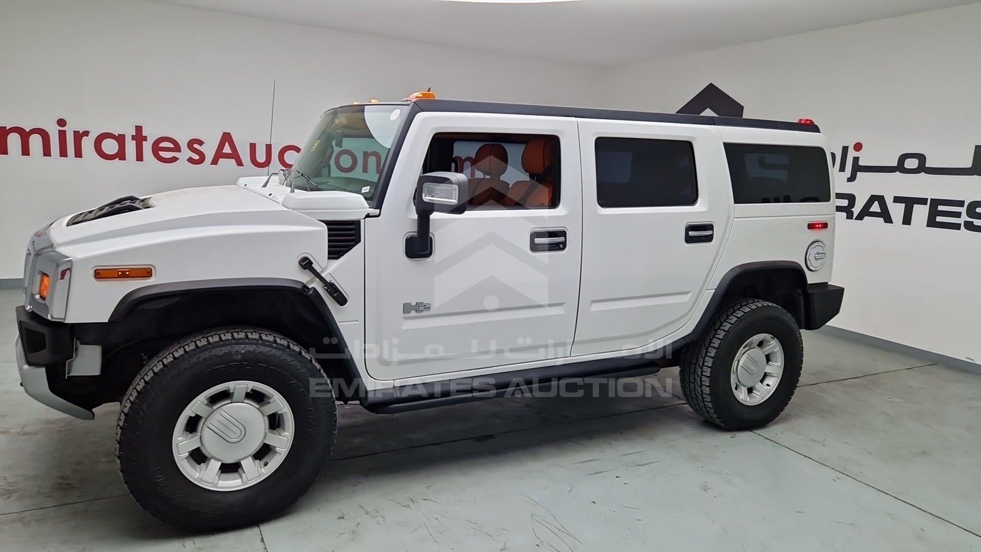 2008 HUMMER H2 VIN: 5GRGN23898H105600