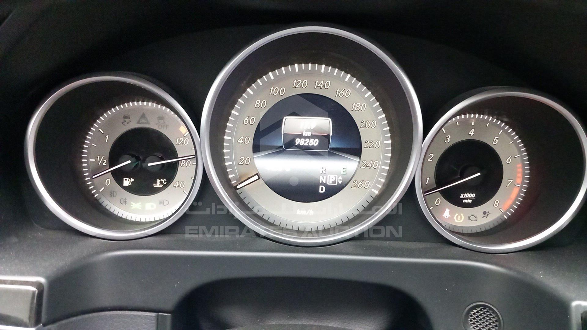 2015 MERCEDES E 300 VIN: WDDHF8BB0FB107566