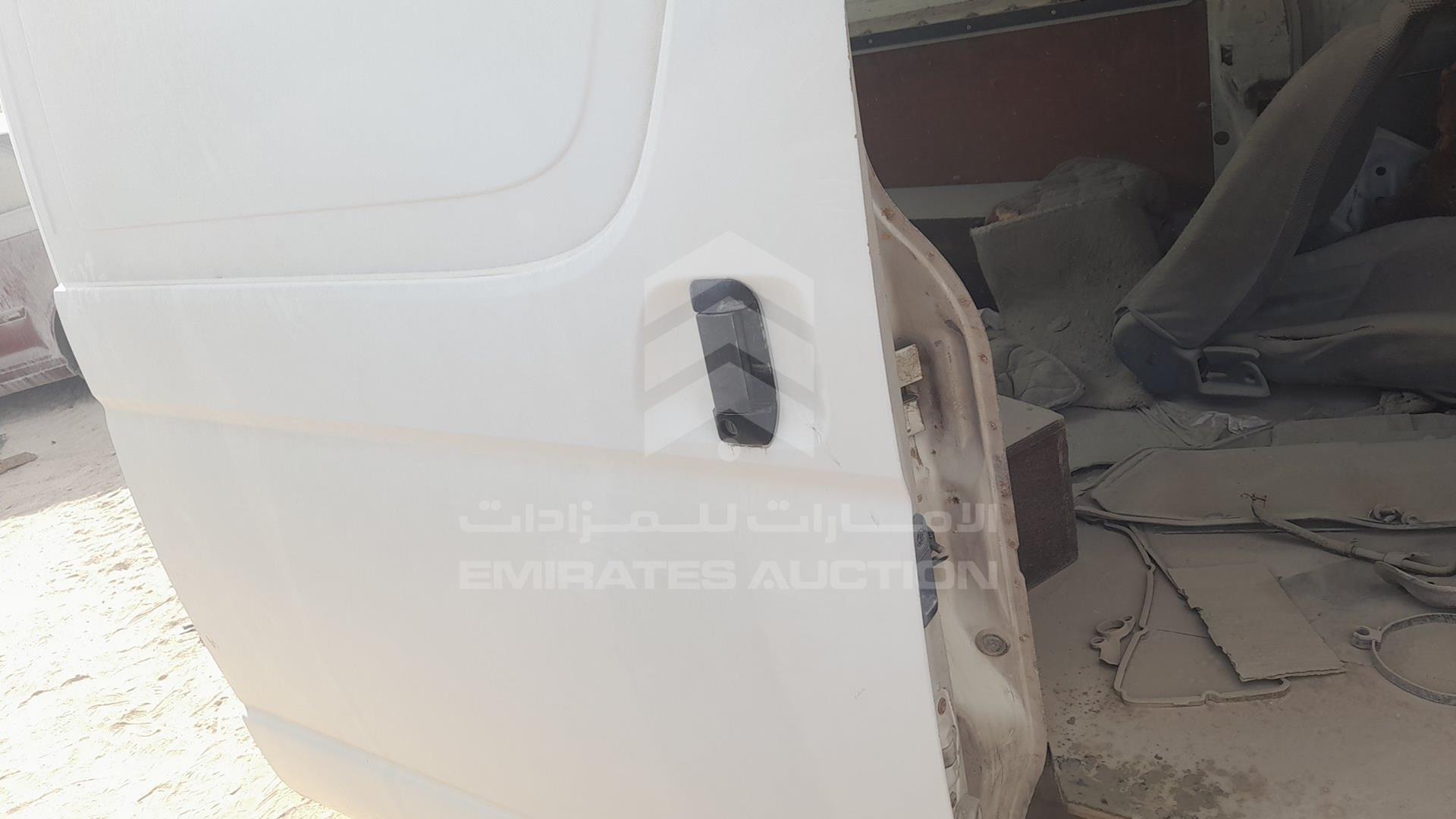 2007 TOYOTA HIACE VIN: JTFHX02P970016952