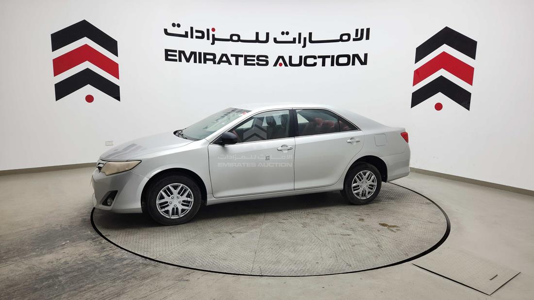 2014 Toyota Camry — Front Left Angle — Photo 9
