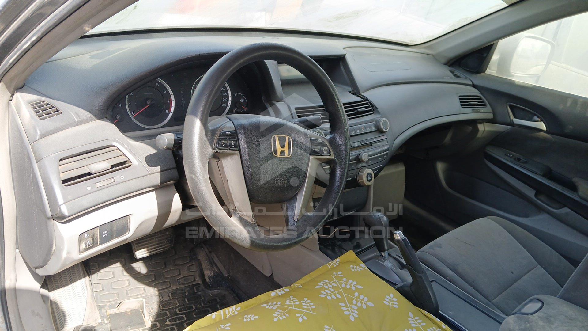 2009 HONDA ACCORD VIN: JHMCP26389C402865
