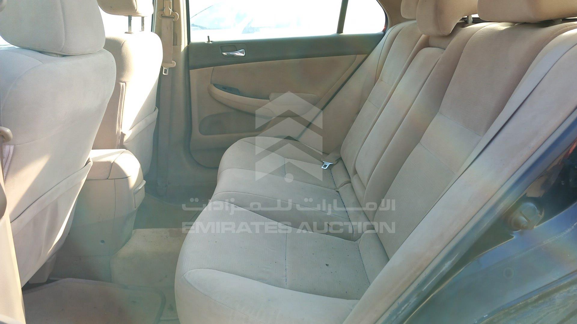 2007 HONDA ACCORD VIN: JHMCM56527C422098