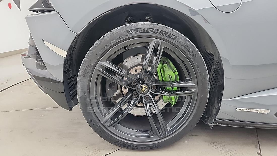 2021 Lamborghini Huracan — Rear Right Tyre — Photo 28