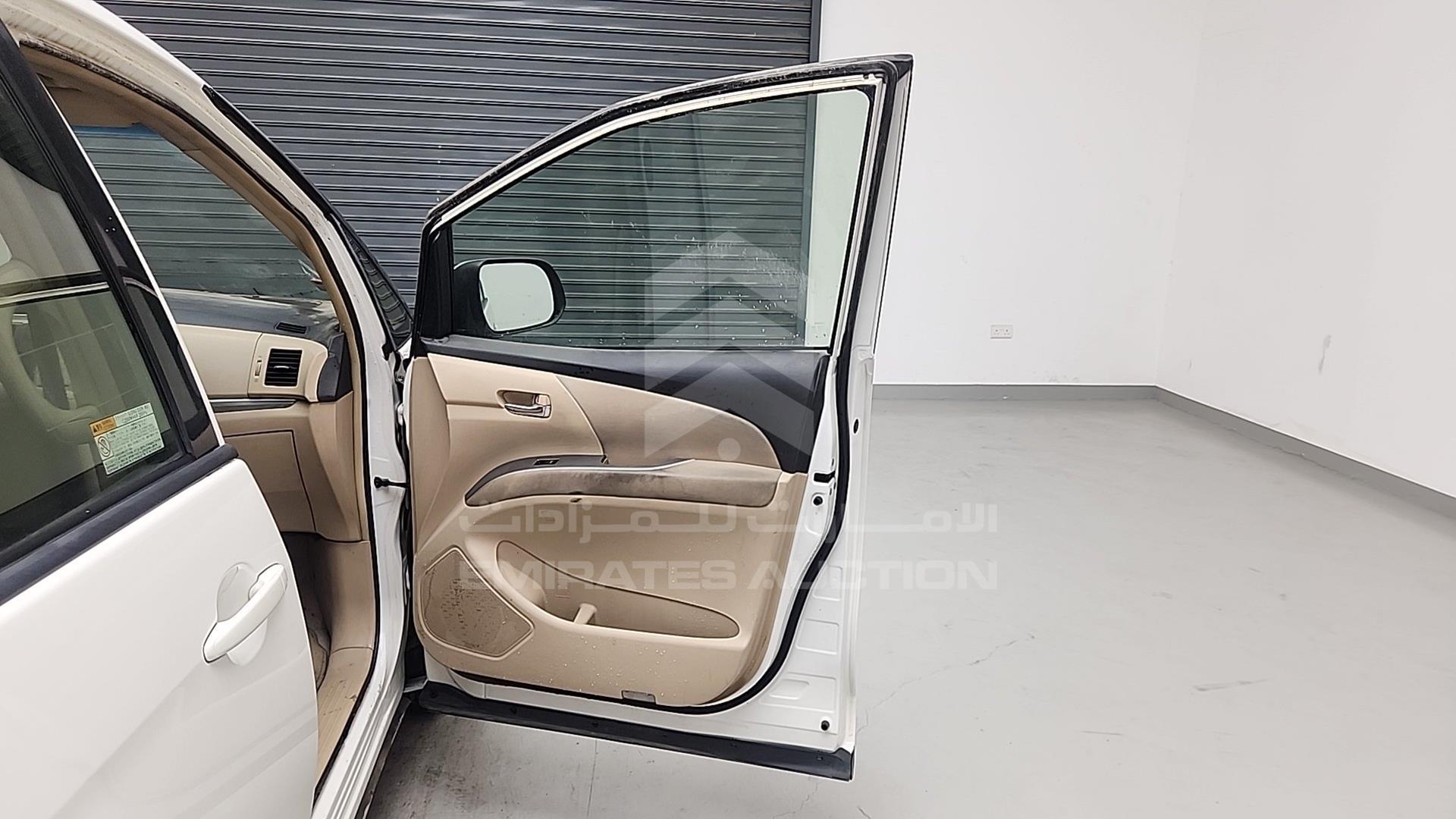 2015 TOYOTA PREVIA VIN: JTNGE52M4FA049987
