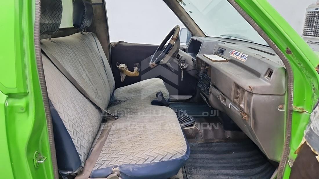 1996 Mitsubishi L 200 — Front Right Passenger Seat View — Photo 22