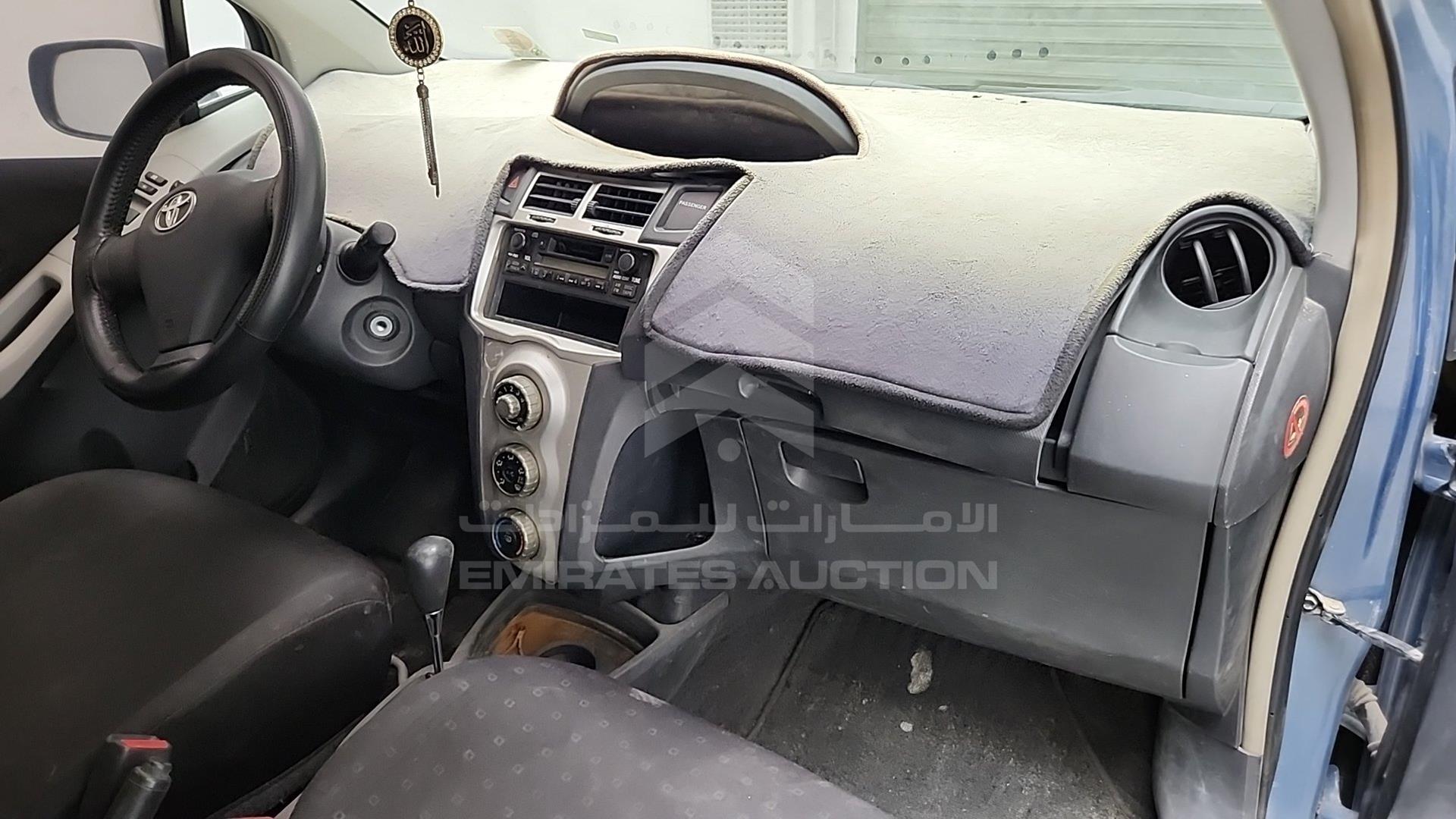 2006 TOYOTA YARIS VIN: JTDKW923565031940