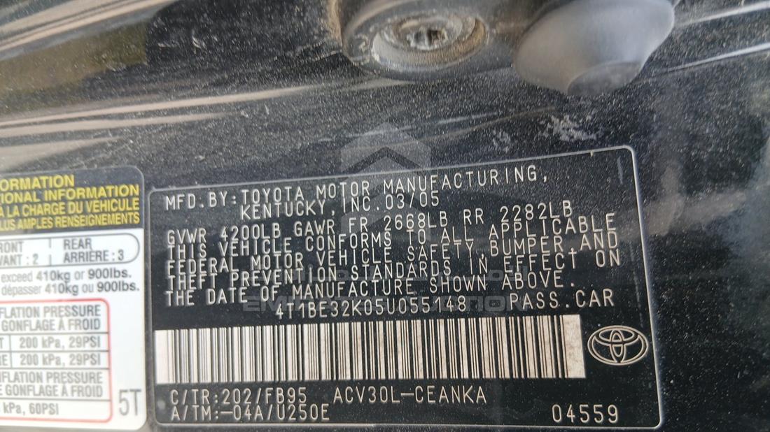 2005 Toyota Camry — VIN on Frame — Photo 2