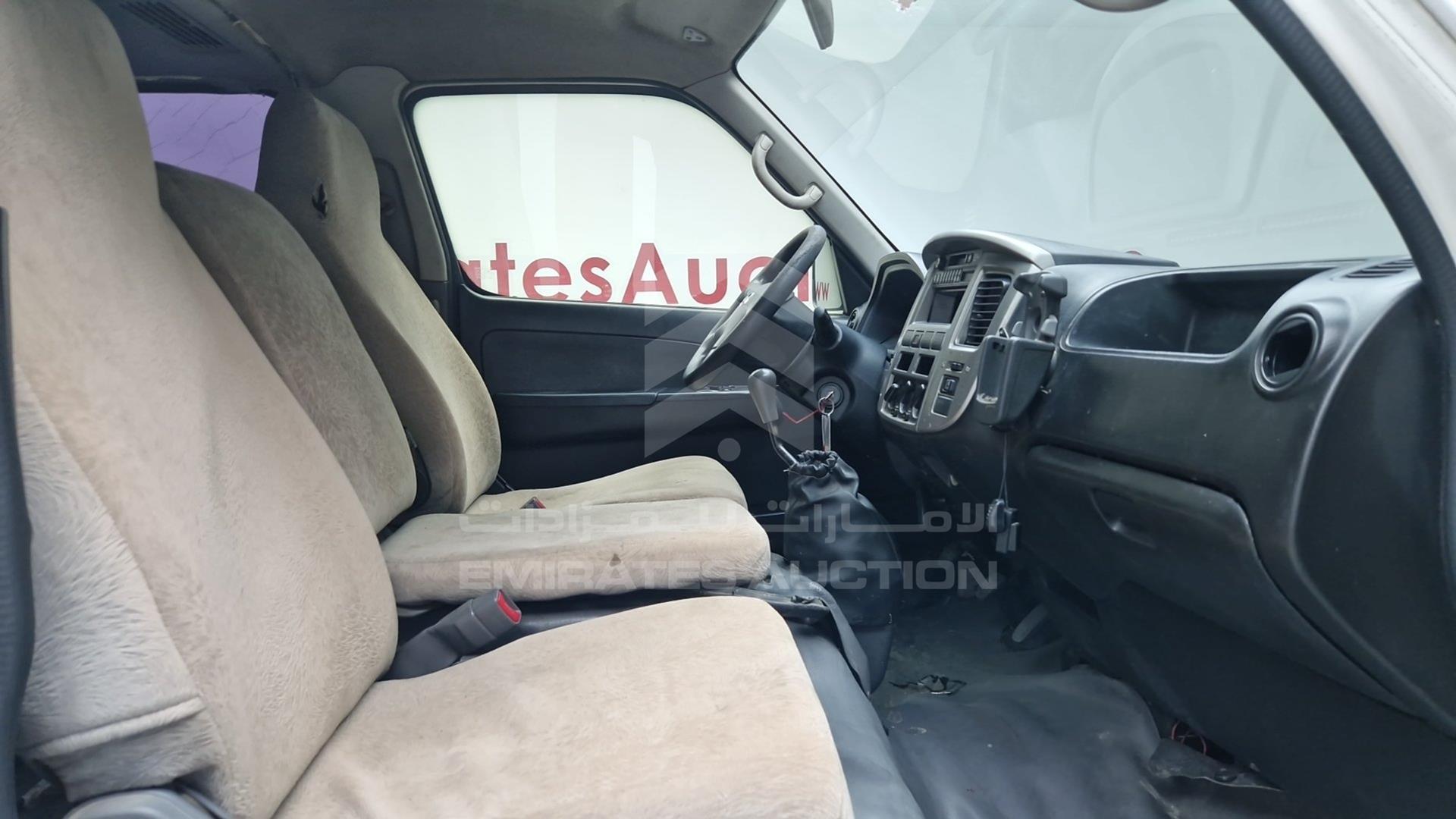 2010 NISSAN URVAN VIN: JN6AE54S5AX020605
