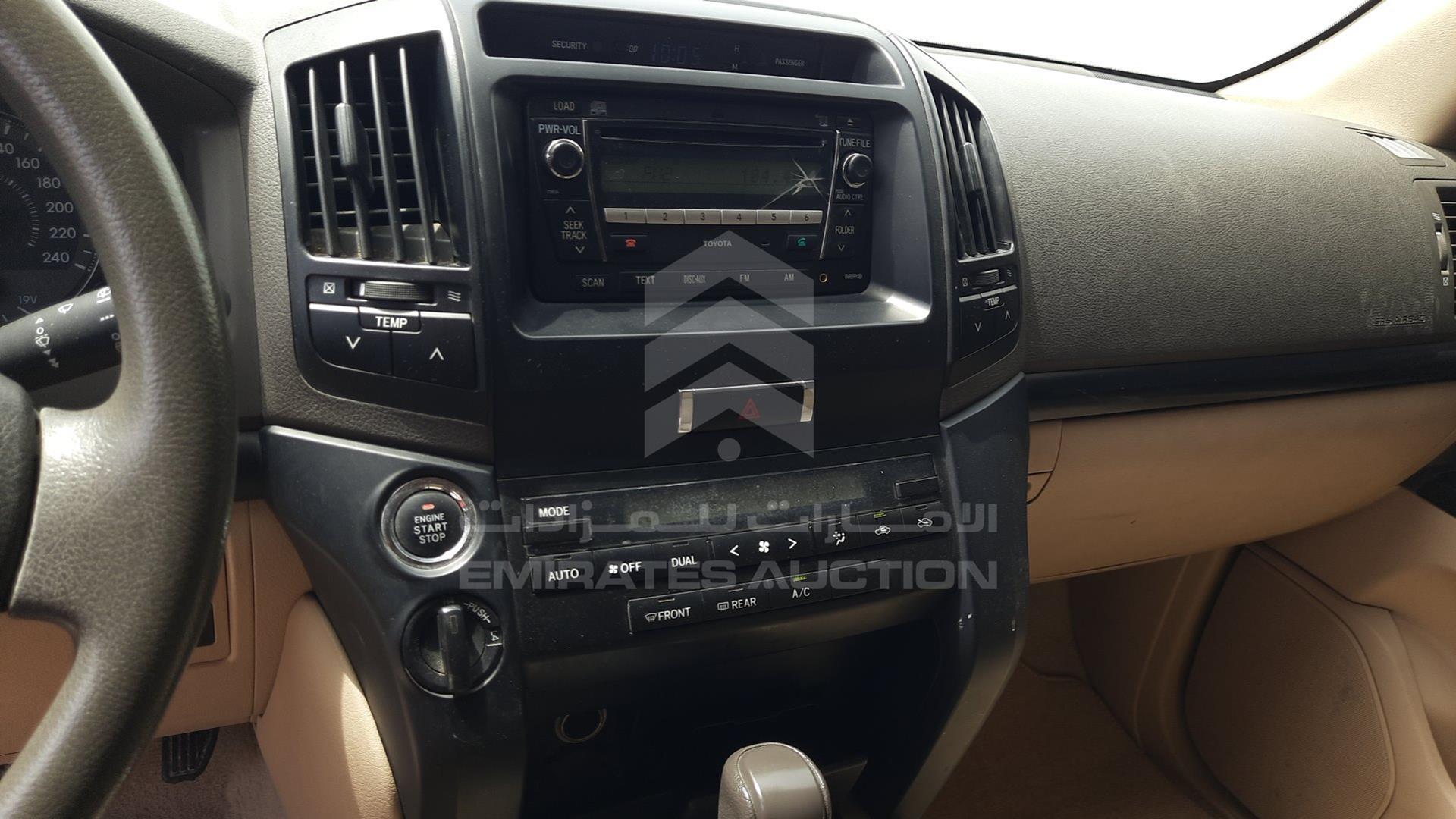 2014 TOYOTA LAND CRUISER VIN: JTMDU09J9E5082015