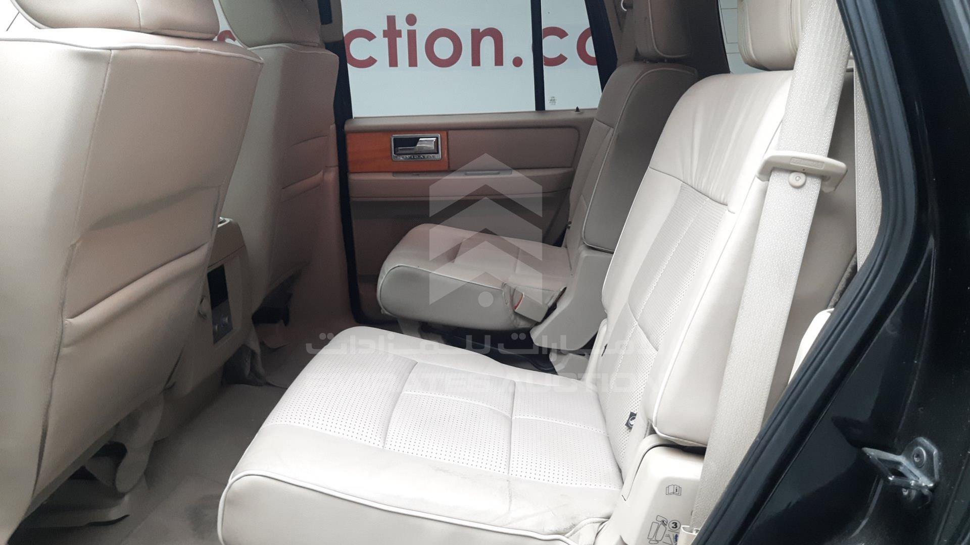 2007 LINCOLN NAVIGATOR VIN: 5LMFU28527LJ23911