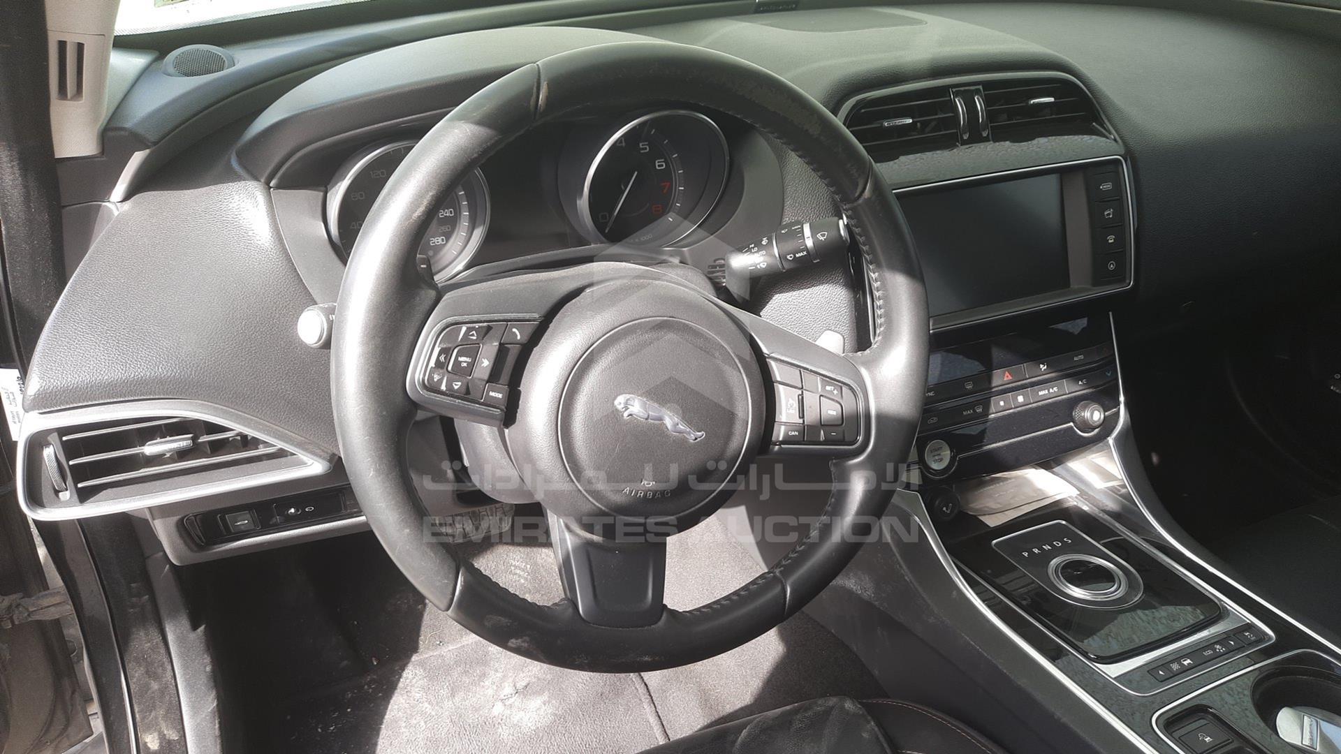 2016 JAGUAR XE VIN: SAJAB4BG1GA934092