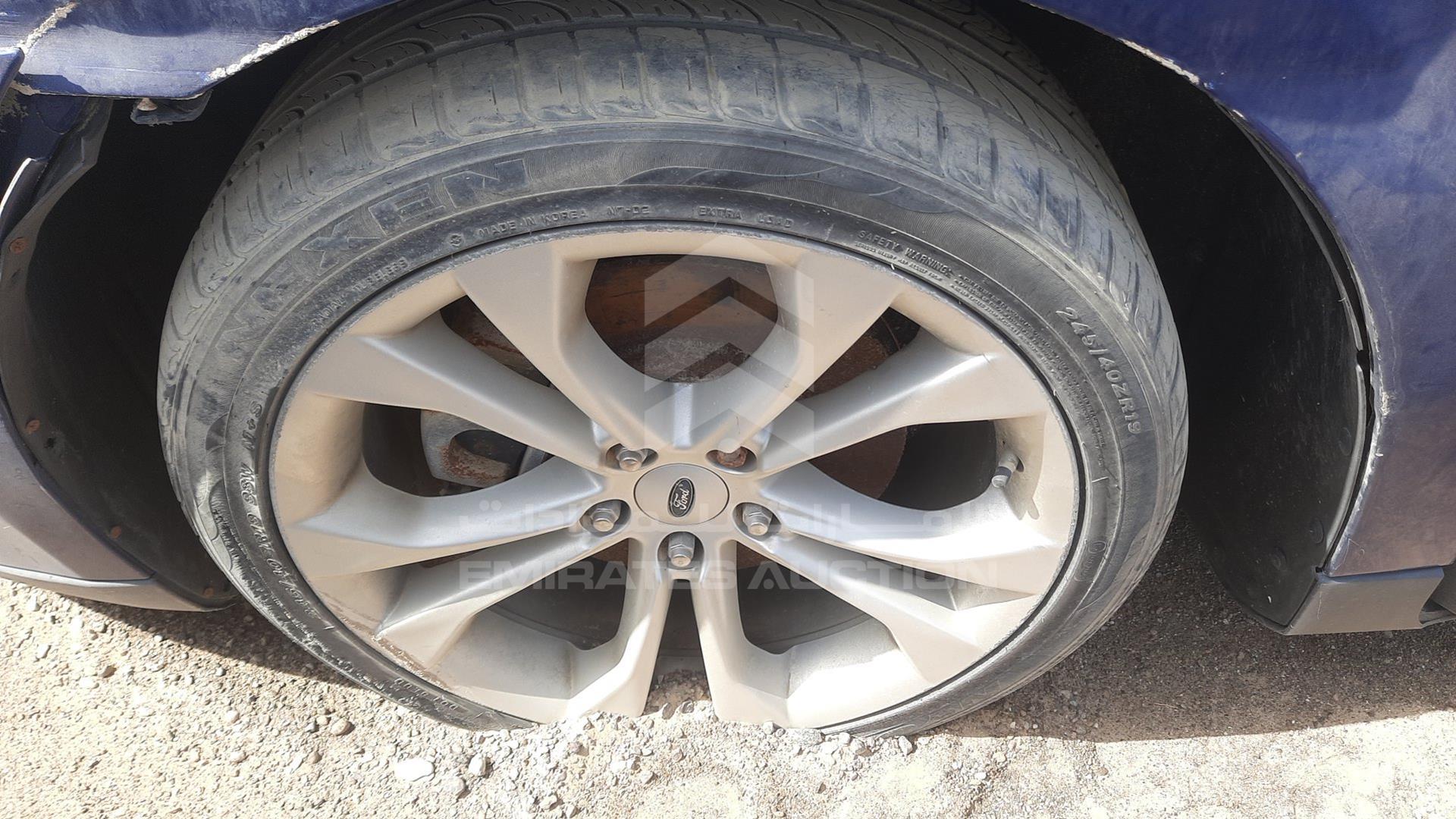 2013 FORD TAURUS VIN: 1FAHP2E83DG211429