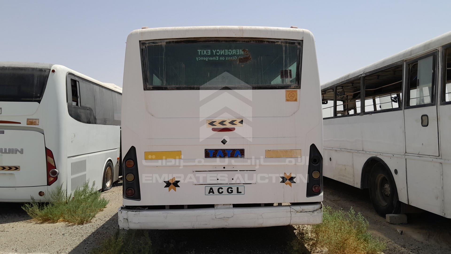 2016 TATA BUS VIN: MAT449253G0L01940