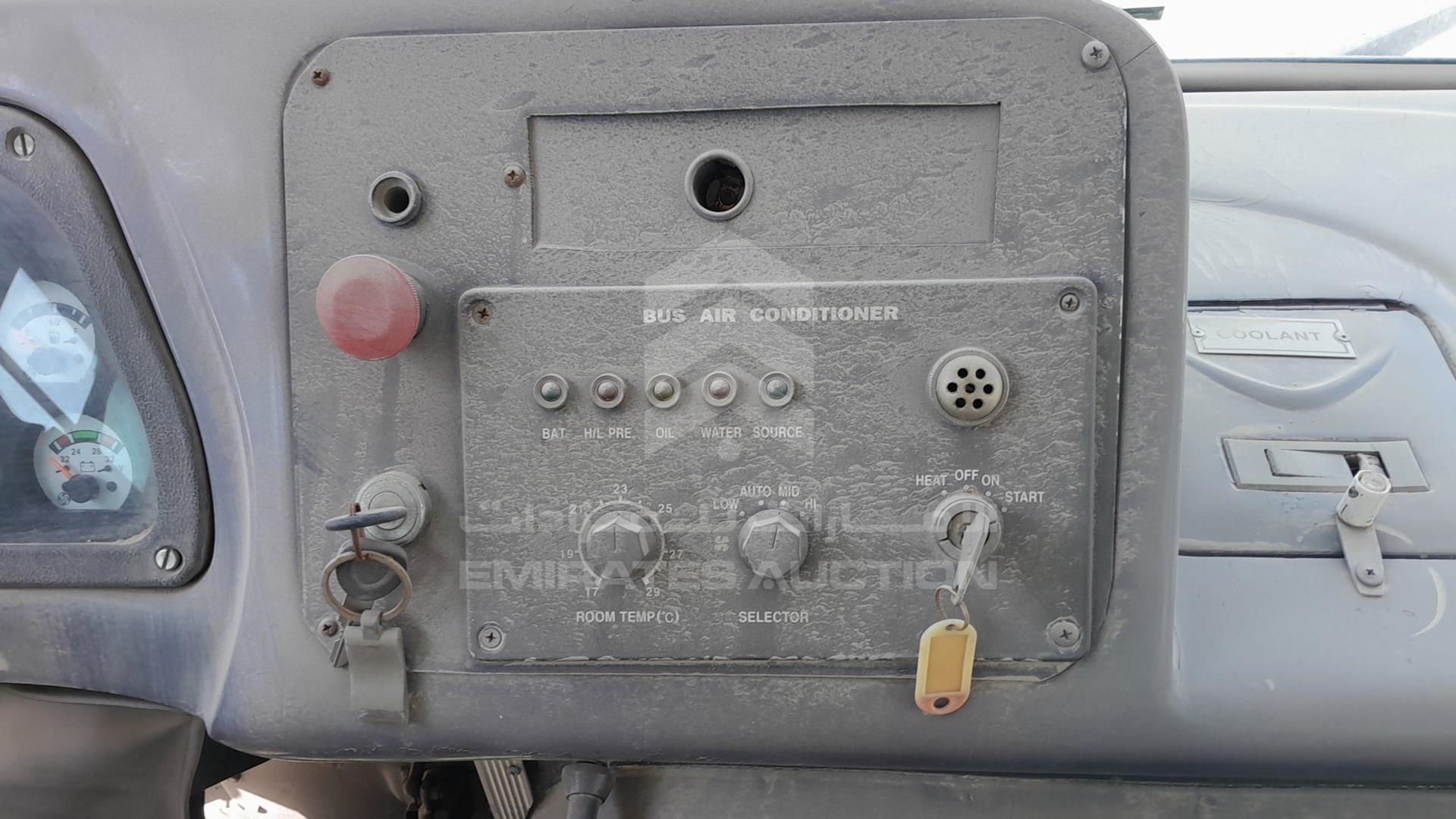 2015 ASHOK LEYLAND FALCON VIN: MB1PBEWA5FE1P4446