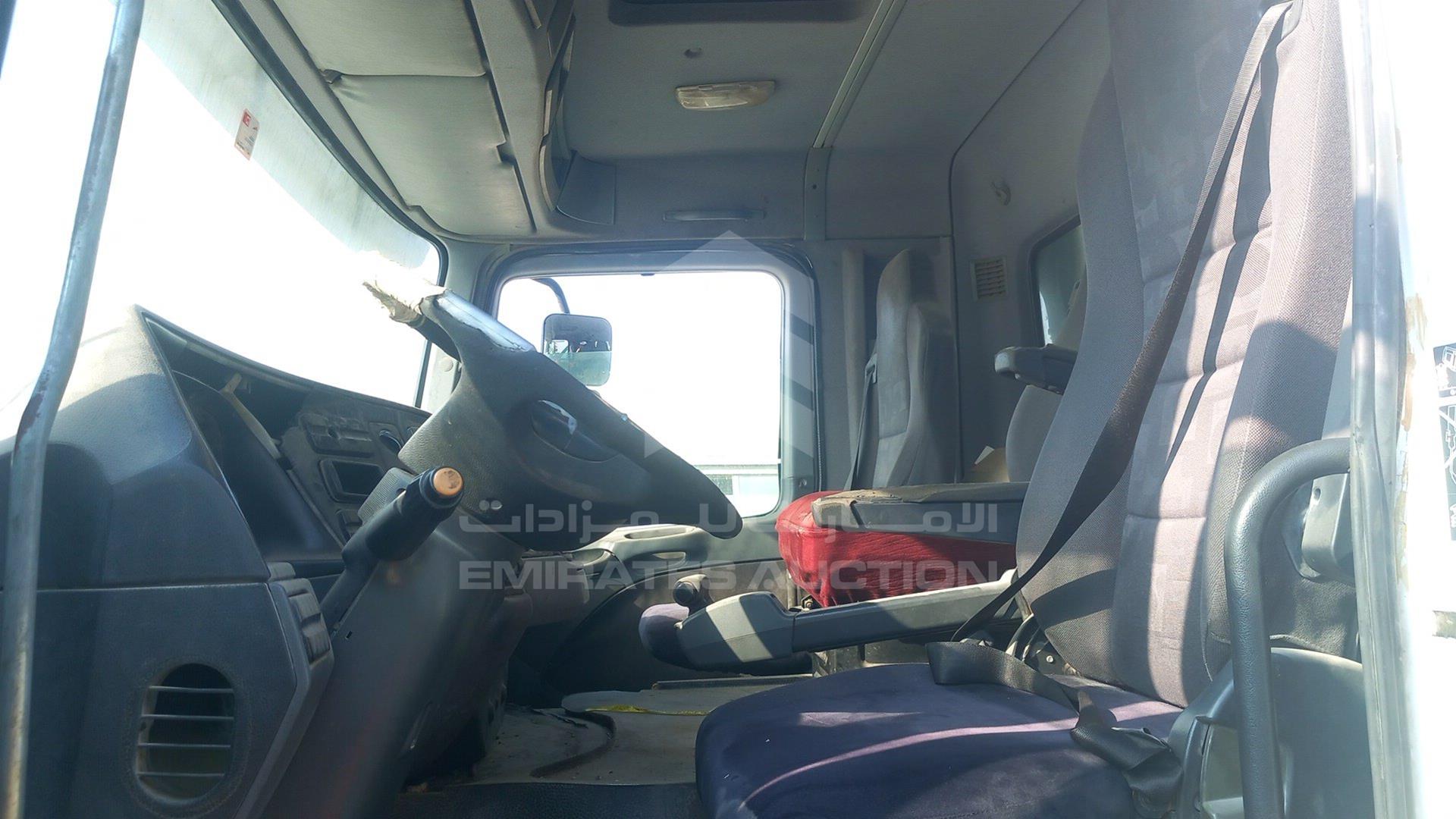 2007 MERCEDES ACTROS VIN: WDAKHCAAX7L164121