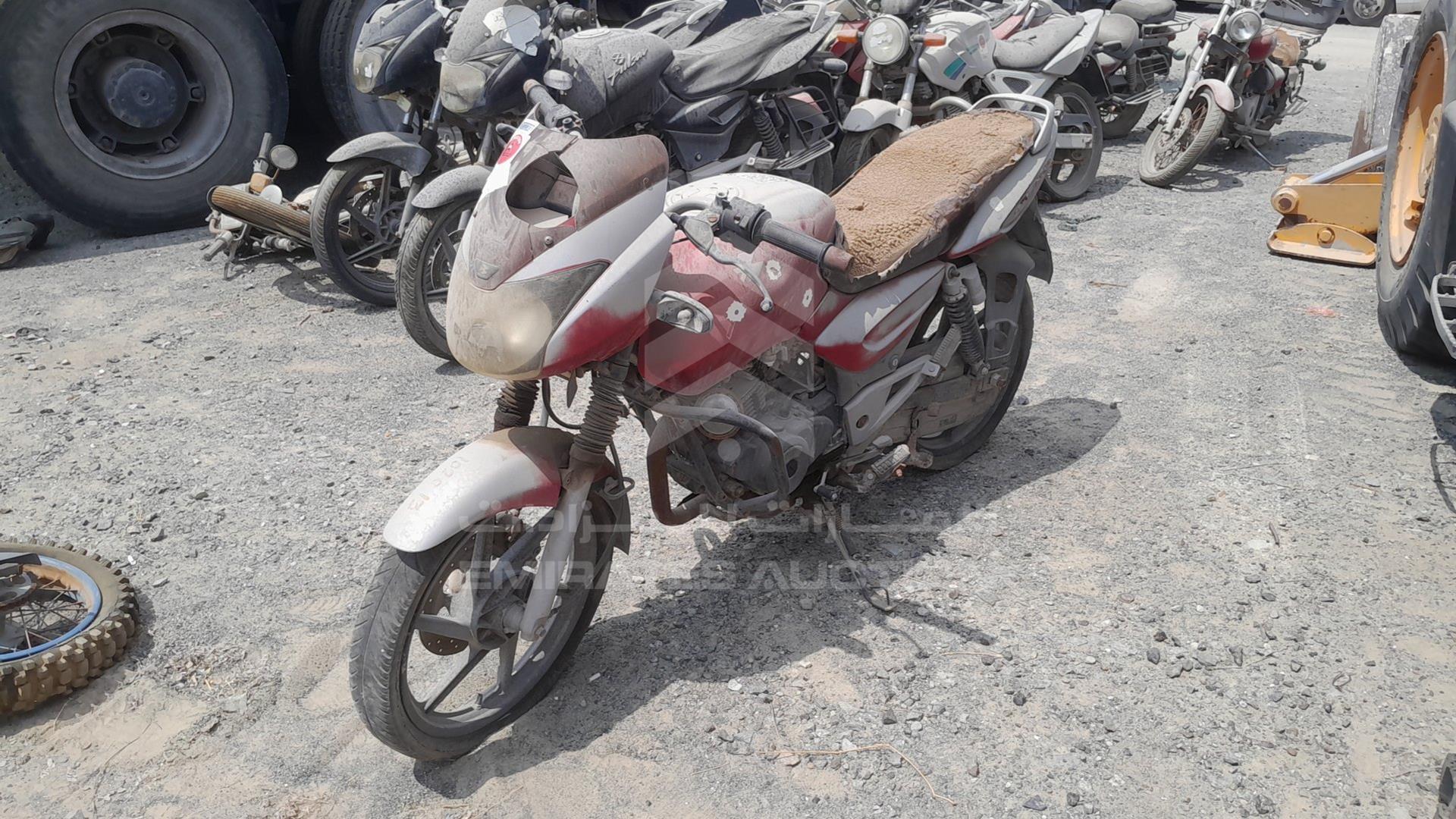 0 BAJAJ PULSAR VIN: MD2DHDJZZNC032759