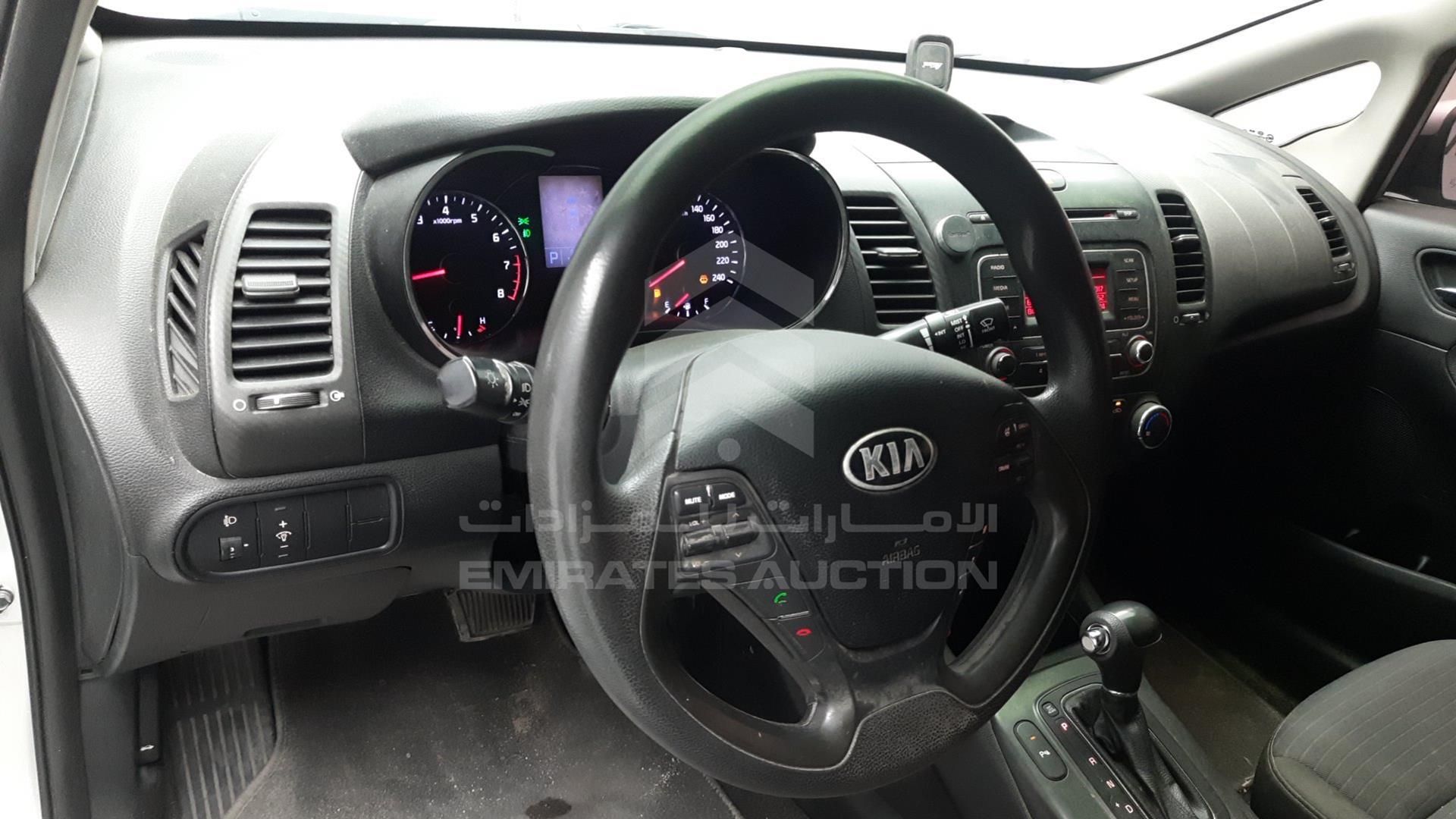 2014 KIA CERATO VIN: KNAFX4113E5172678