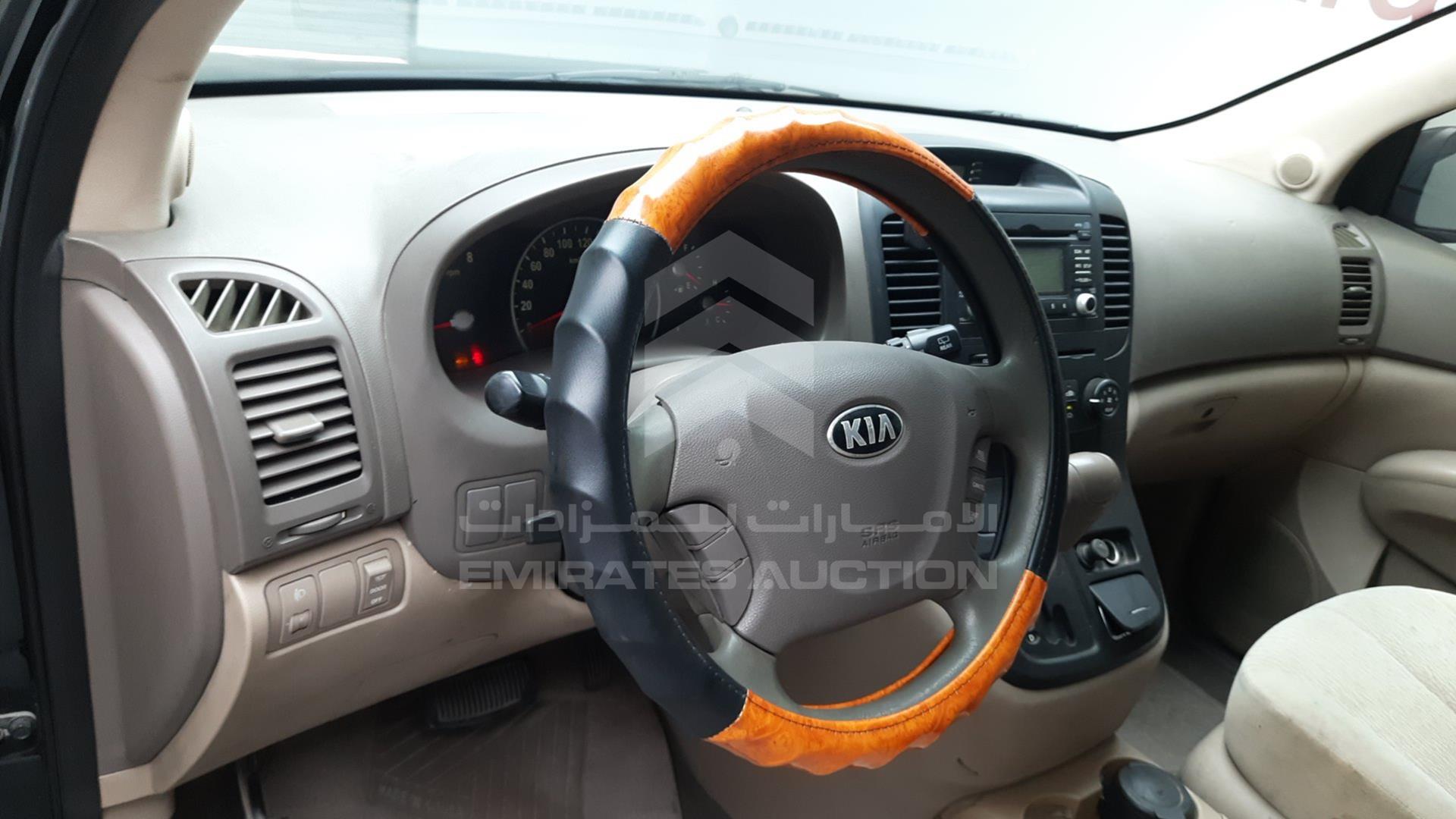 2013 KIA CARNIVAL VIN: KNAMG817XD6508953