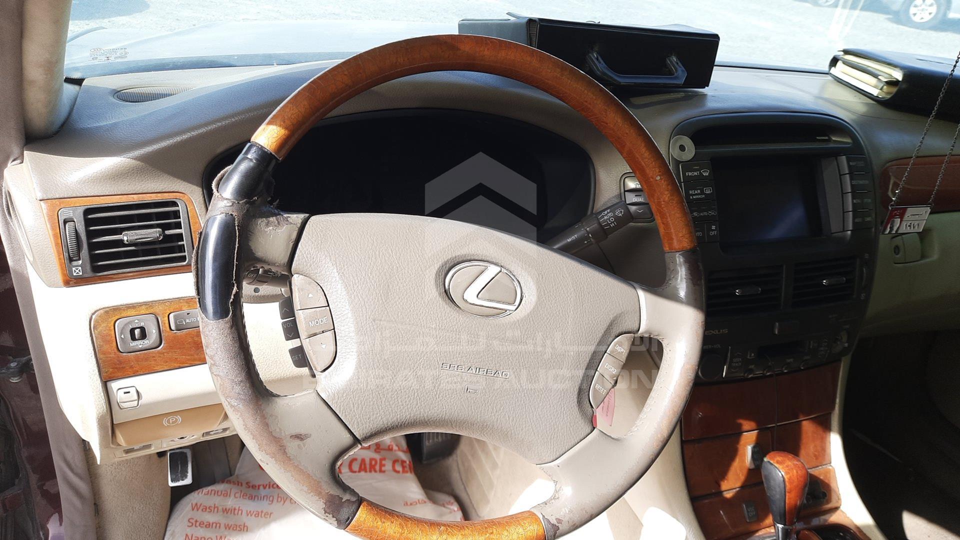 2001 LEXUS LS 430 VIN: JTHBN30F310038094