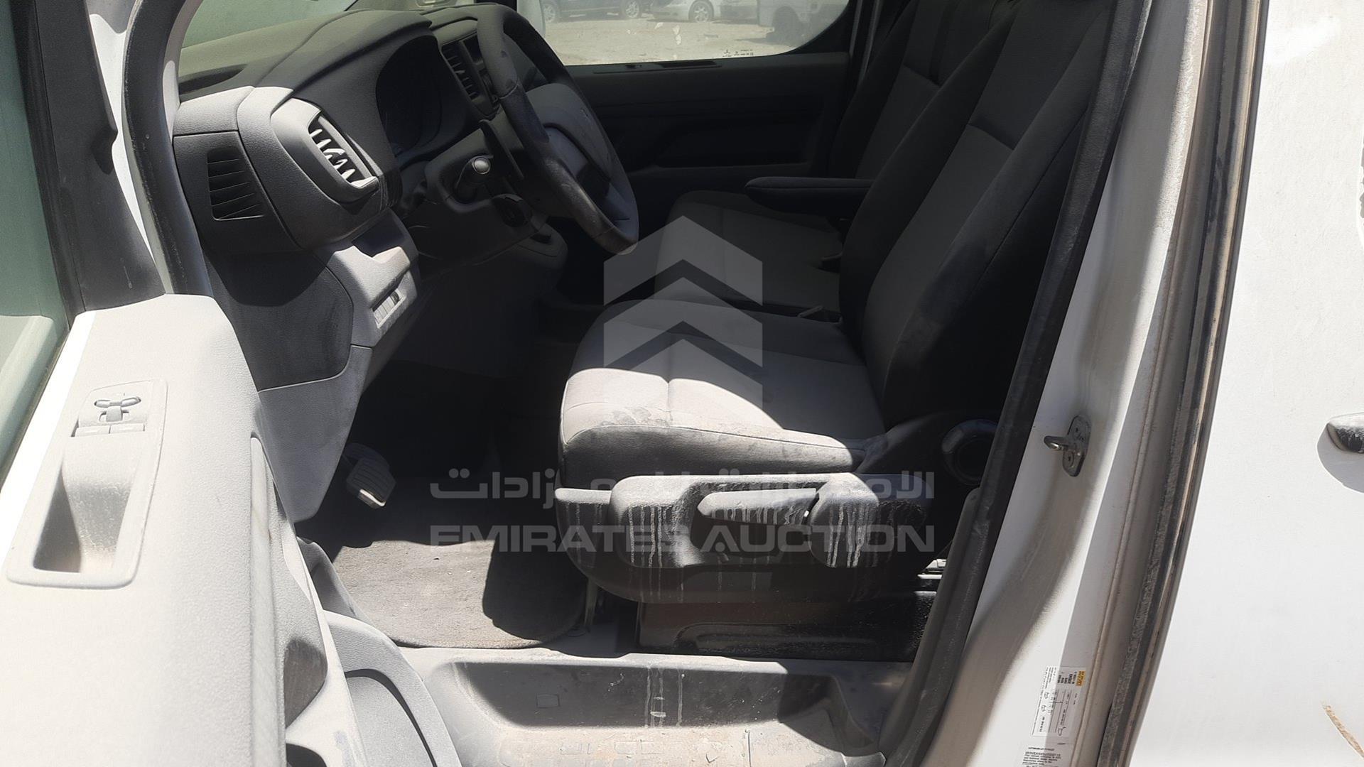 2018 PEUGEOT EXPERT VIN: VF3VEAHX5JZ000710