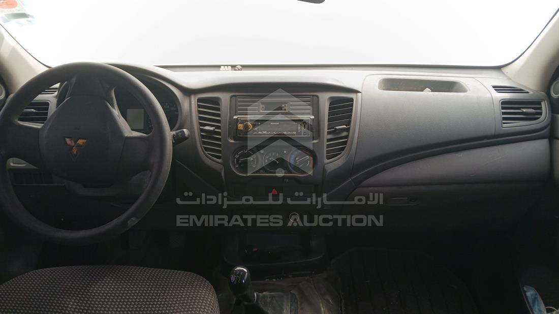 2016 Mitsubishi L 200 — Full Dashboard View — Photo 15