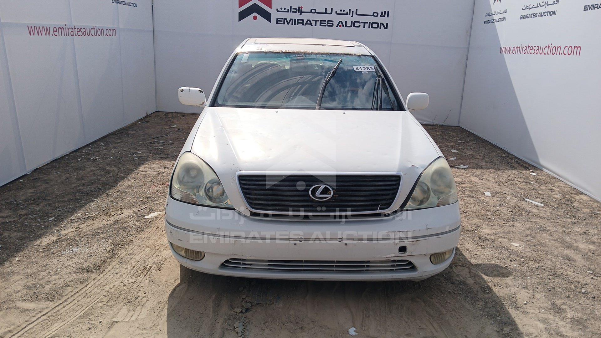 2001 LEXUS LS 430 VIN: JTHBN30FX10051232