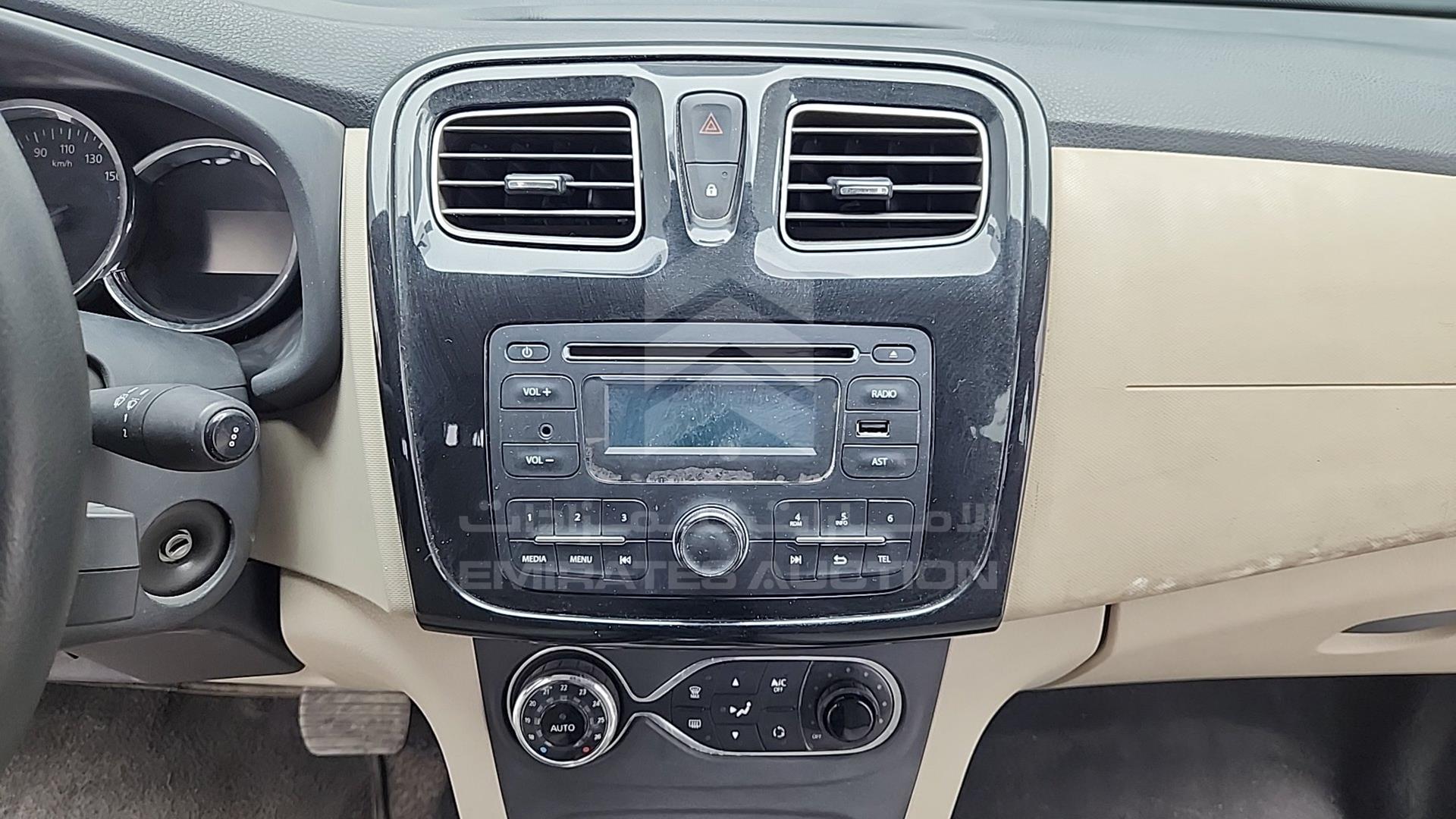 2017 RENAULT SYMBOL VIN: VF14SRAB7HT509463
