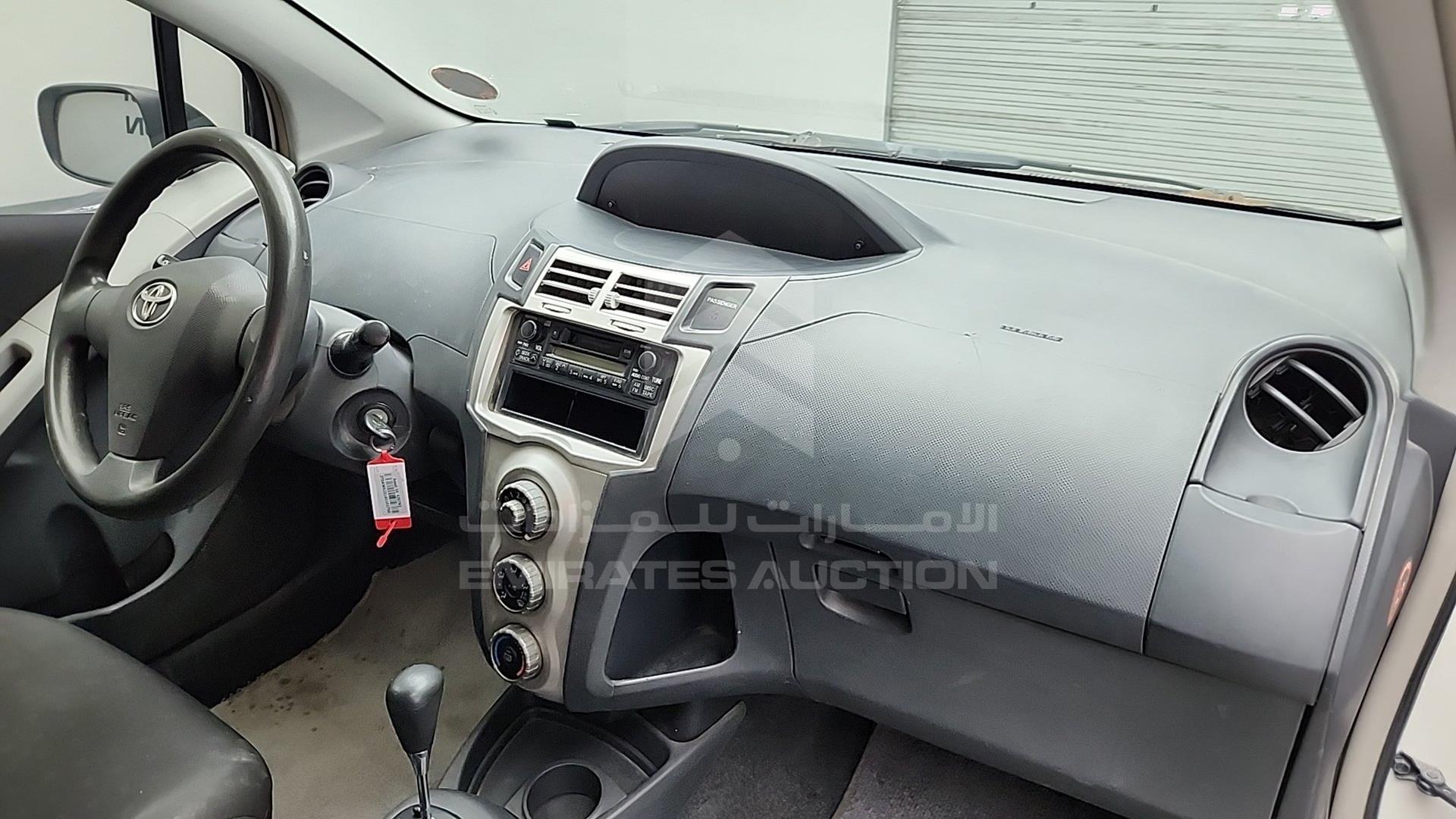 2008 TOYOTA YARIS VIN: JTDKW923185102750