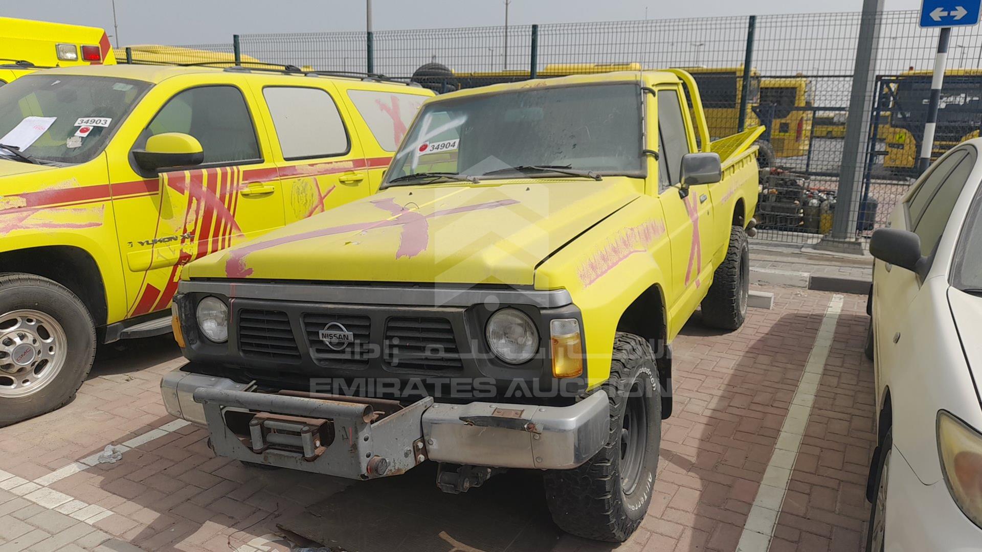 0 NISSAN --- VIN: JN1URGY60Z0027313