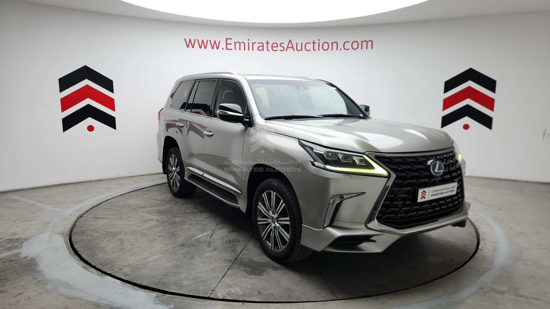 2017 LEXUS LX 570 VIN: JTJHY00W7H4233309