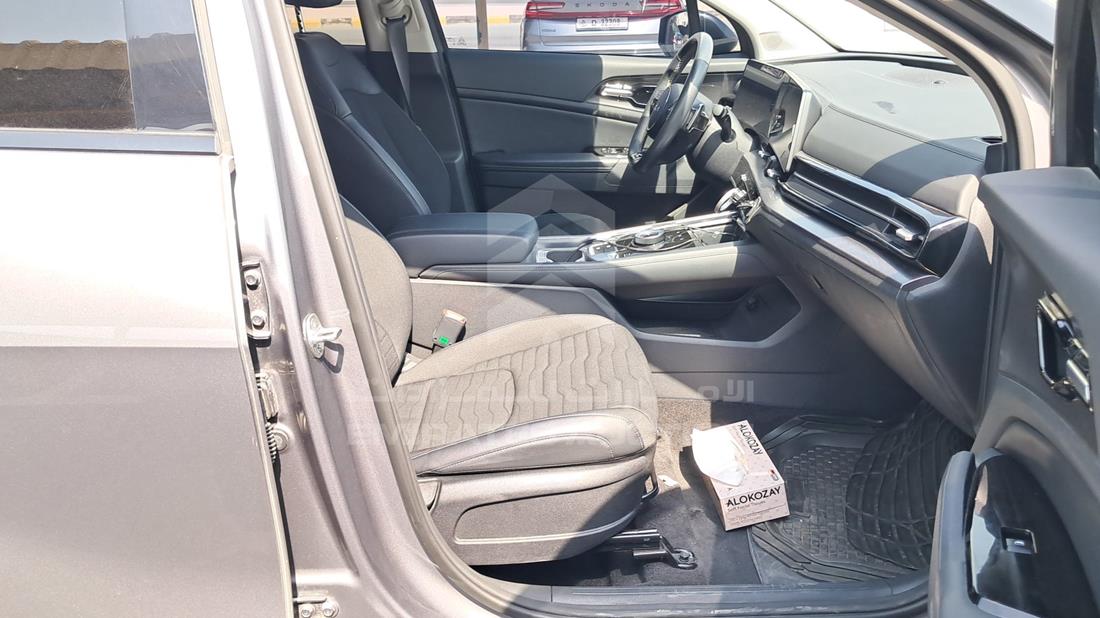 2025 Kia Sportage — Front Right Passenger Seat View — Photo 28