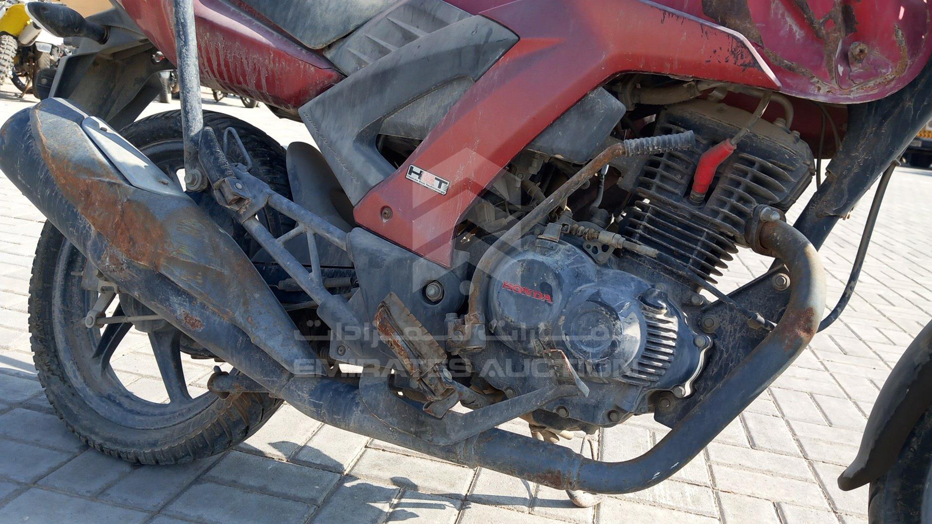 0 HONDA UNICORN VIN: ME4KC2068H8004430