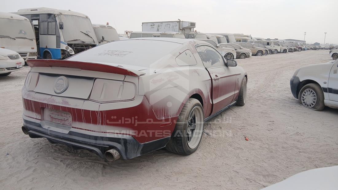 فورد موستانج 2012 — الزاوية الخلفية اليمنى — صورة 8