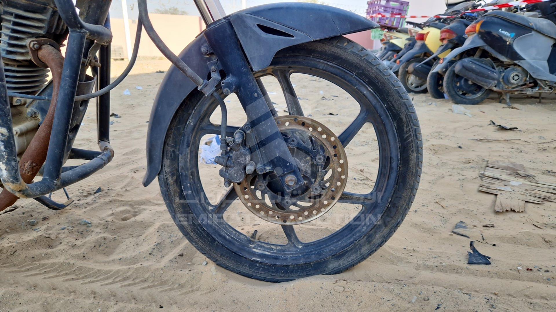 0 HONDA UNICORN VIN: ME4KC2039G8002674