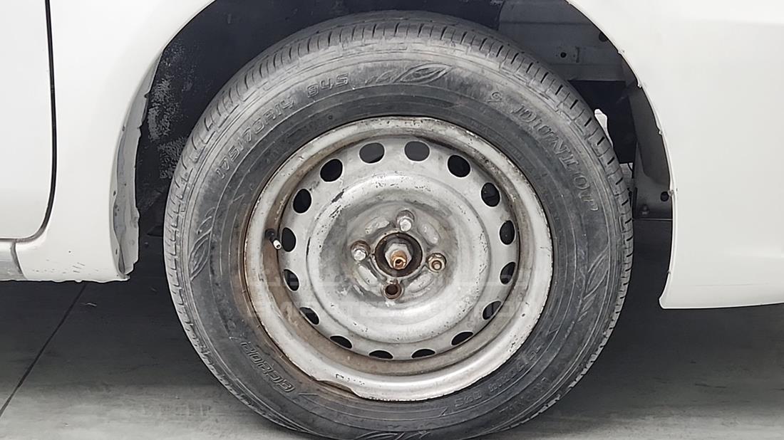 2016 Nissan Sunny — Front Right Tyre — Photo 29