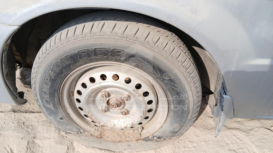 2000 Mazda 323 — Front Left Tyre — Photo 32