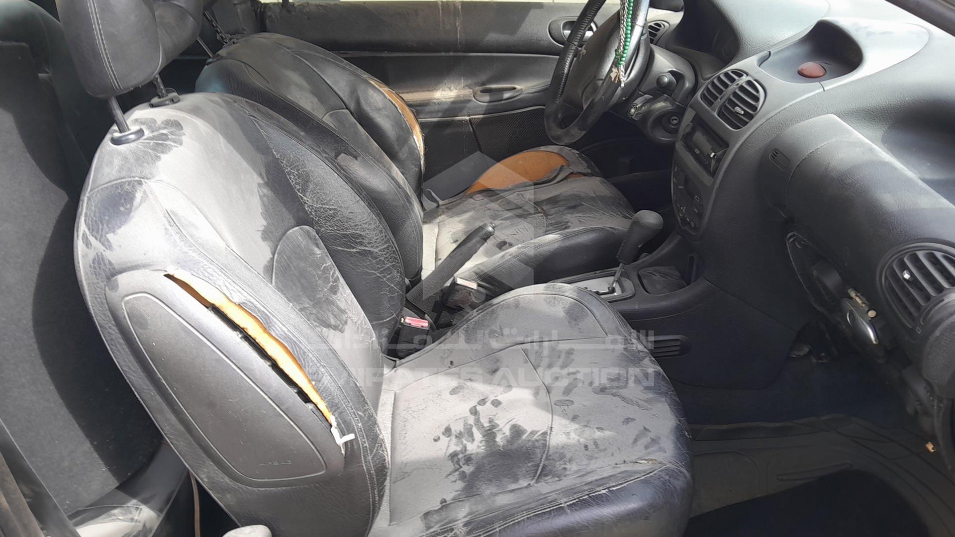 2004 PEUGEOT 206 VIN: VF32DNFUR4Y060381