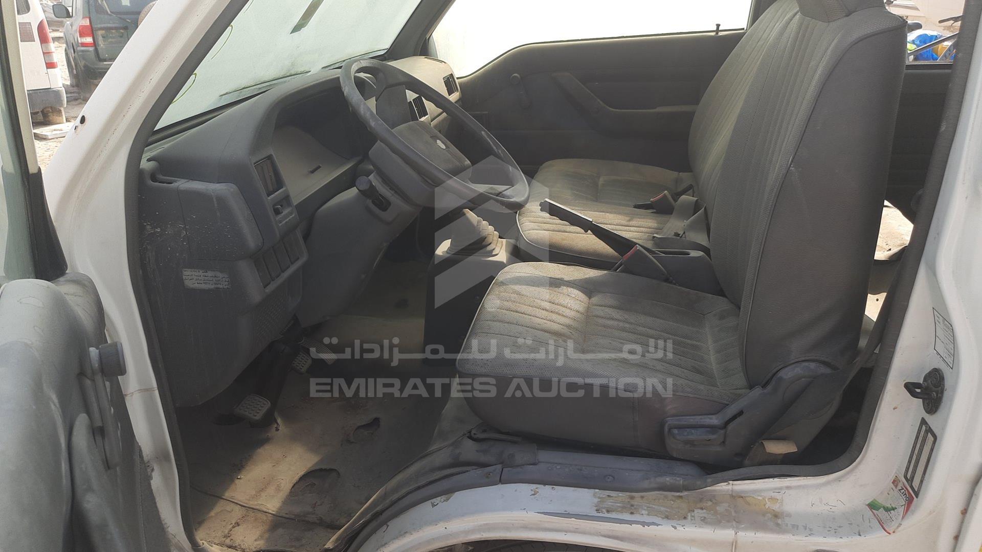 2014 MITSUBISHI L 300 VIN: JMYHNP13WEA700635