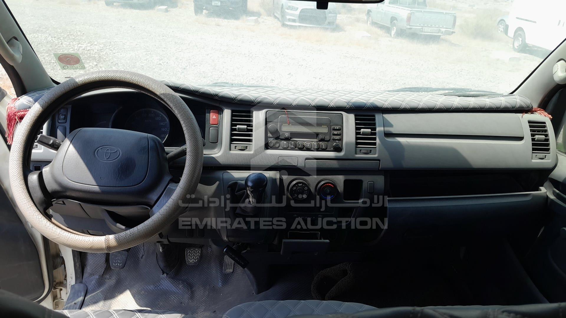 2006 TOYOTA HIACE VIN: JTFHX02P860008744