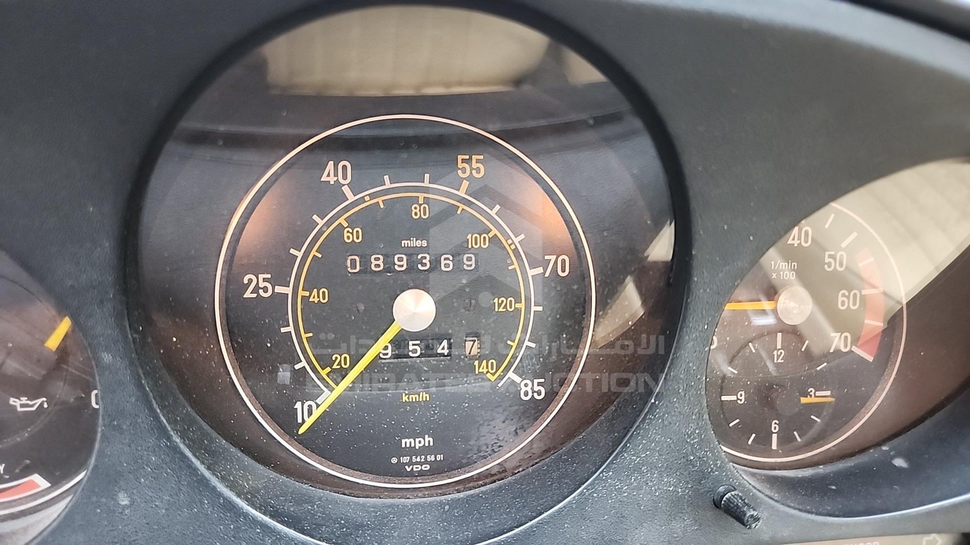 1981 MERCEDES SL 380 VIN: WDBBA45A9BB002284