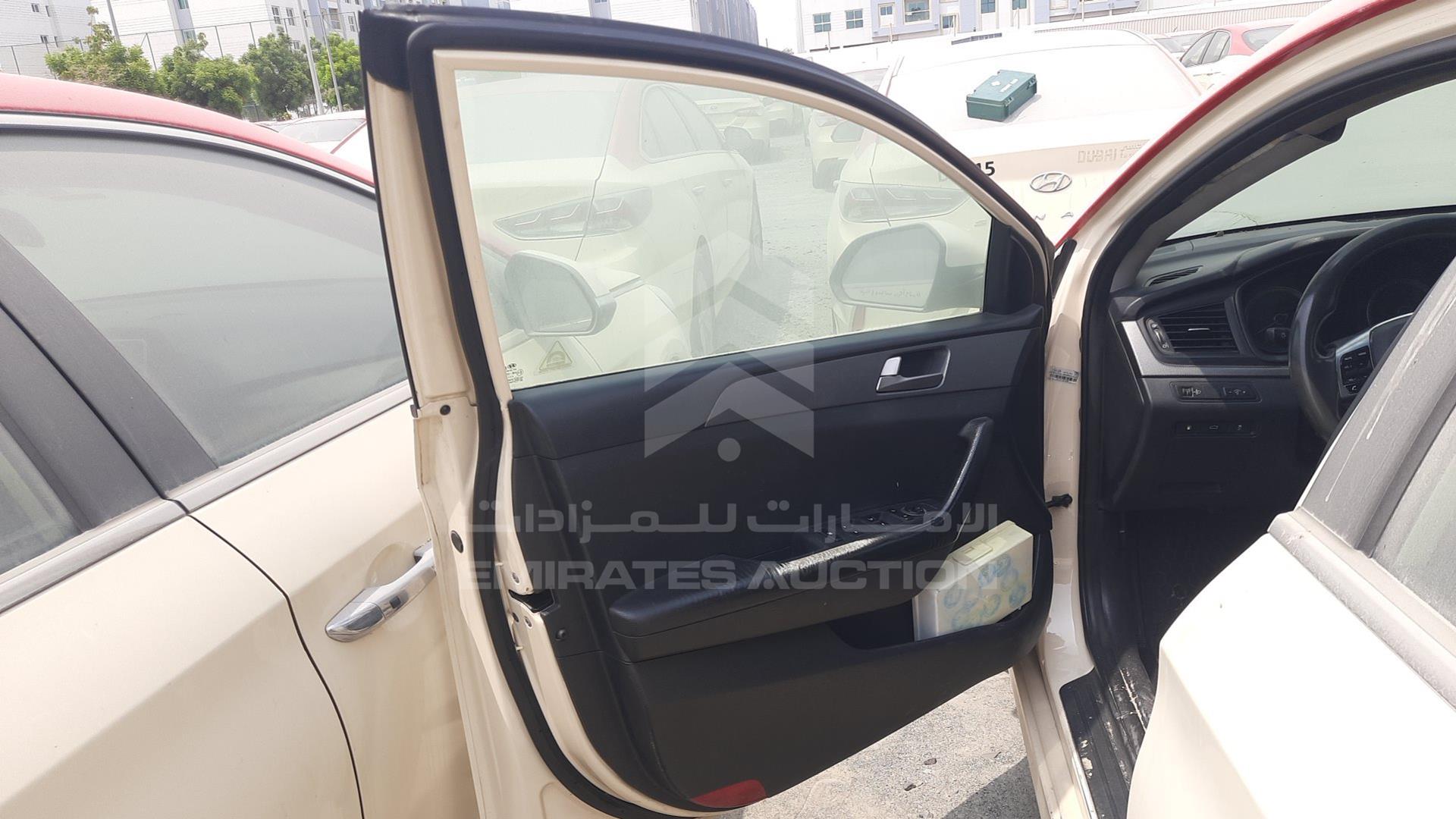 2019 HYUNDAI SONATA VIN: KMHE24135KA092960