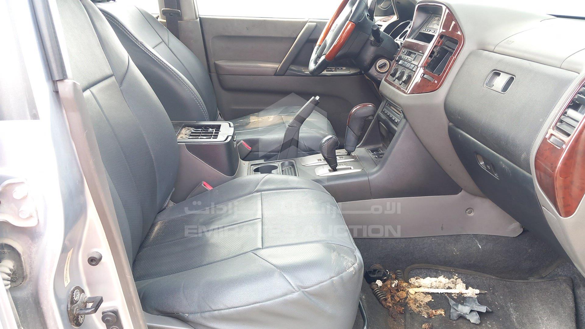 2006 MITSUBISHI PAJERO VIN: JMYLRV73W6J704329