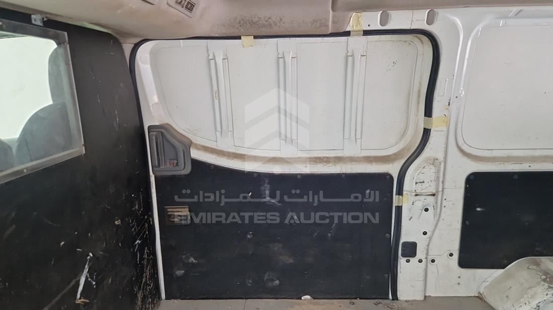 2015 Nissan Urvan — Rear Right Door — Photo 16